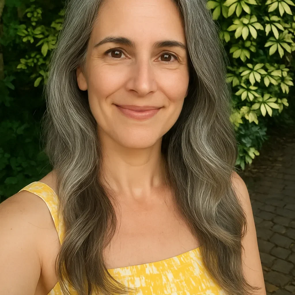 gray_hair_woman_outdoor gray_hair_woman_outdoor